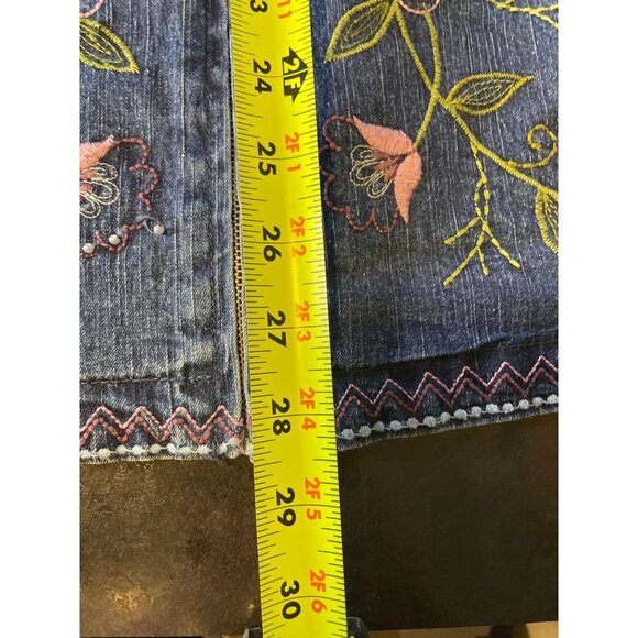 Alfred Dunner Embroidered Denim Full Zip Sleeveless Vest Sz 16W - Picture 9 of 9